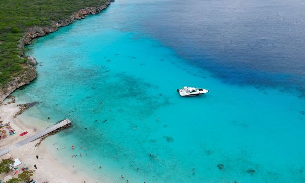 Dit zijn de mooiste stranden van het koninkrijk der Nederlanden