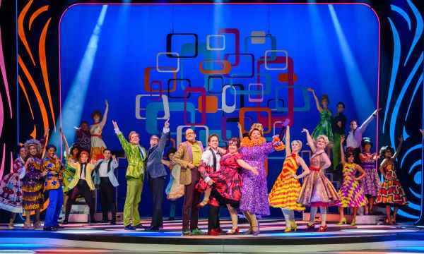 Recensie HAIRSPRAY: Musical met internationale allure