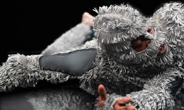 Double Helix: Waar eindigt ons lichaam en begint de machine?