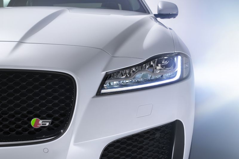 160505-JAGUARXF_S_Detail_04lr-cc9d12-original-1427224722