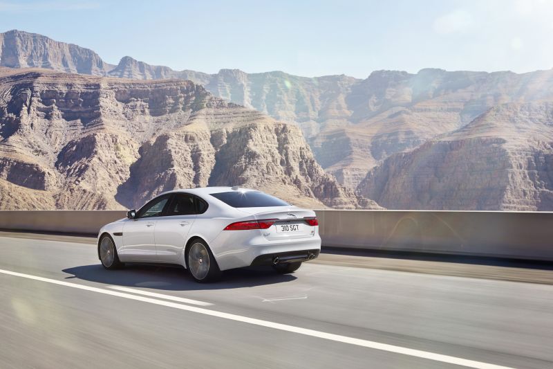 160514-JAGUARXF_S_Dynamic_Trk_12lr-47cf0d-original-1427224749