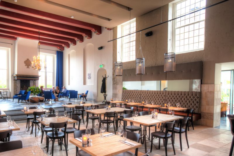 Ze mogen zich als Prinsenhof het beste hotel van Nederland 2015 noemen. En laten daarmee het prestigieuze Waldorf Astoria-hotel in Amsterdam als tweede achter zich en het even befaamde Het Arresthuis in Roermond als derde.